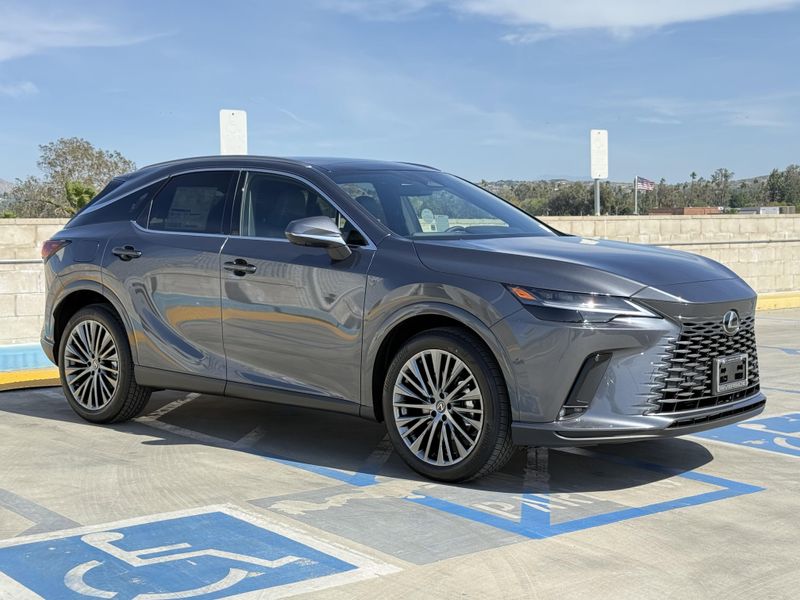New 2026 Lexus RX 450h+ LuxuryImage 2