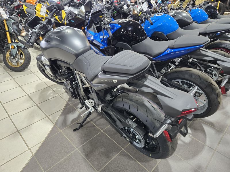 NEW 2026 SUZUKI GSX8T Image 5