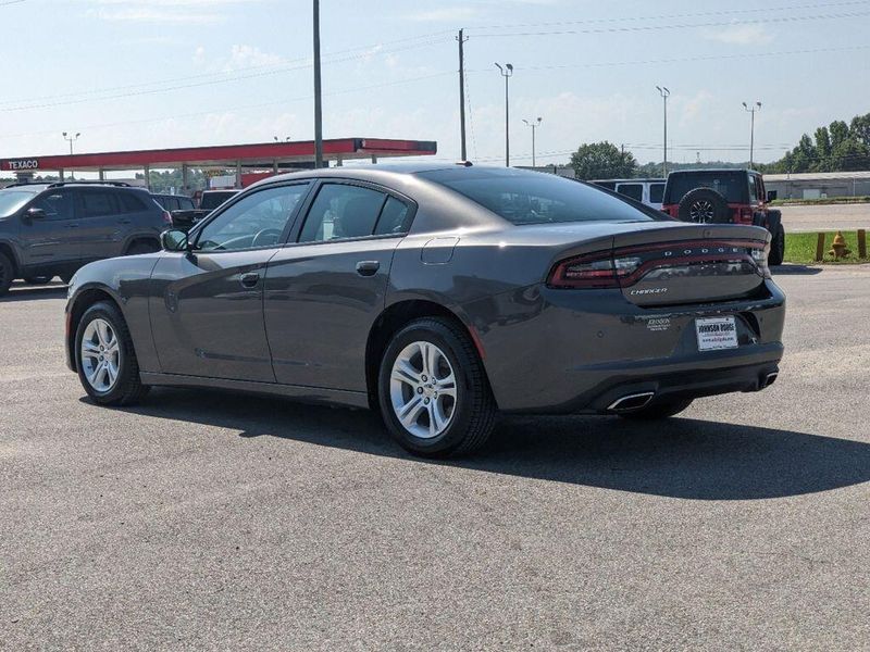 2022 Dodge Charger SXTImage 5