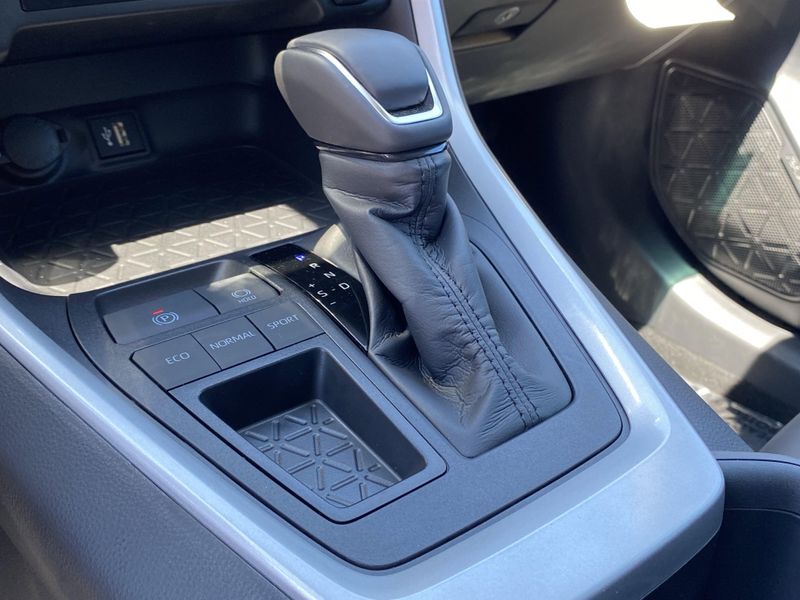 New 2025 Toyota RAV4 XLE PremiumImage 18