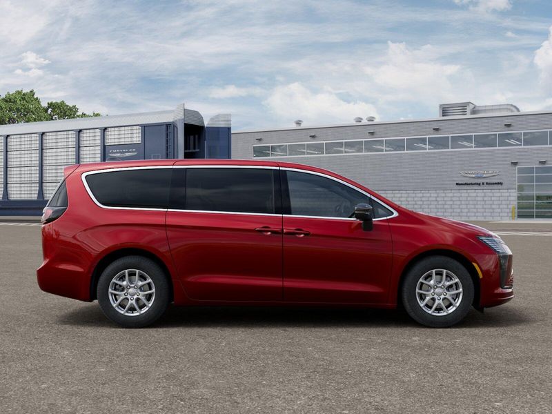 New 2027 Chrysler Pacifica Select