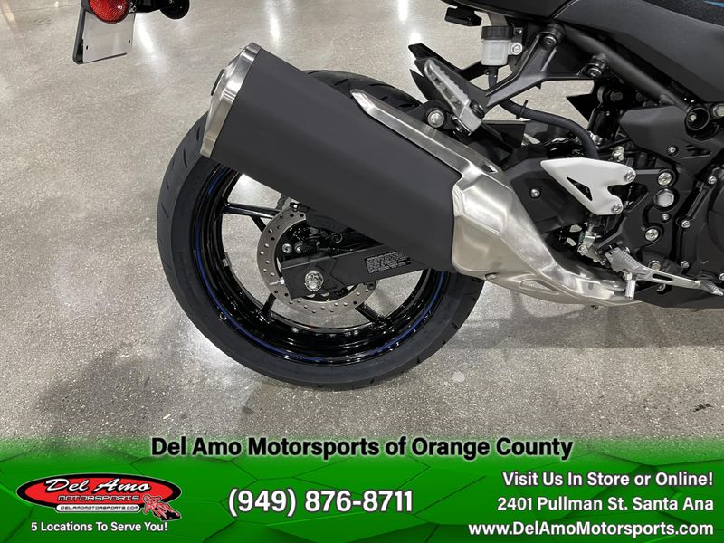 2025 Kawasaki NINJA 500 SE ABS Image 8