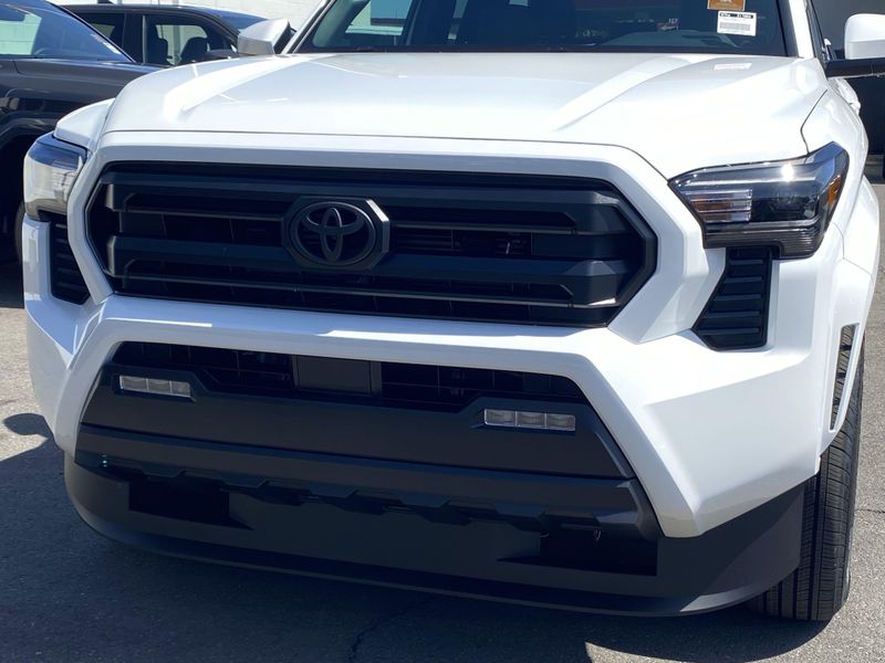 New 2025 Toyota Tacoma SR5Image 7