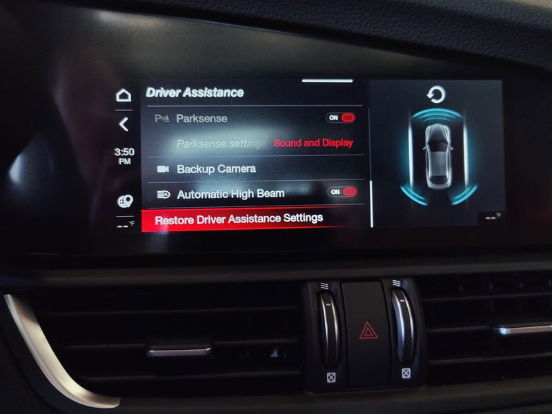 2024 Alfa Romeo Giulia Ti AWD w/Sunroof/NavImage 16