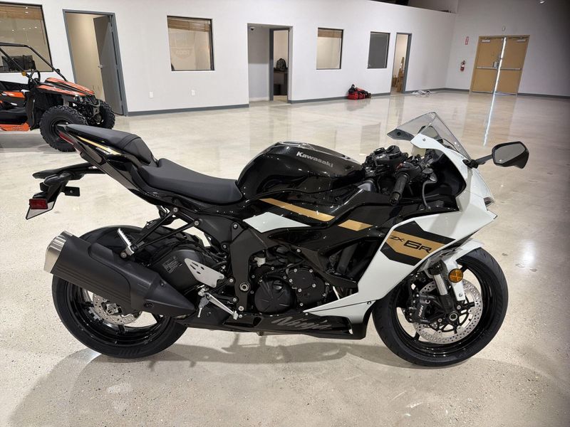 New 2026 Kawasaki NINJA ZX-6R ABS Image 18