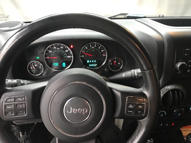 2015 Jeep Wrangler Unlimited SportImage 5