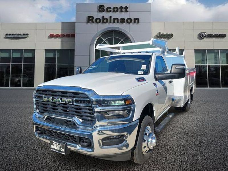 New 2025 RAM 3500 Tradesman Chassis Regular Cab 4x2 84' Ca