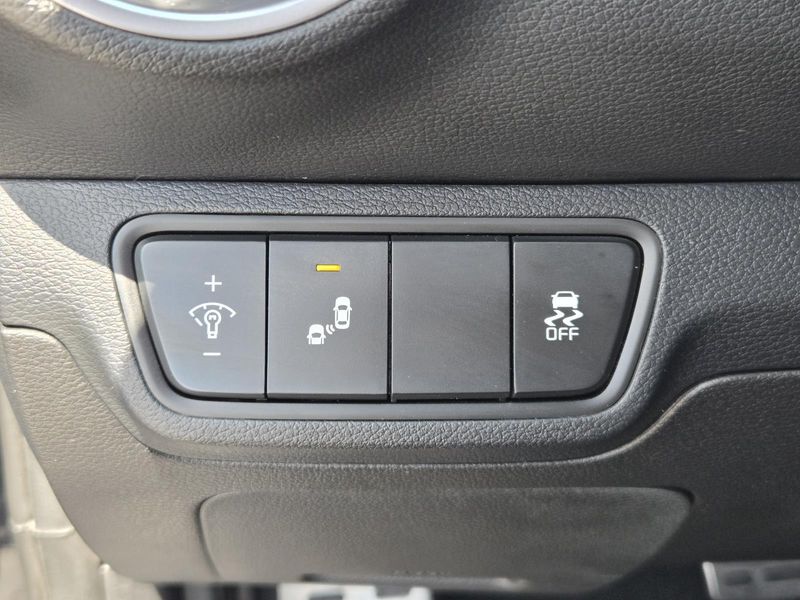 Used 2023 Kia Forte GT-Line IVT