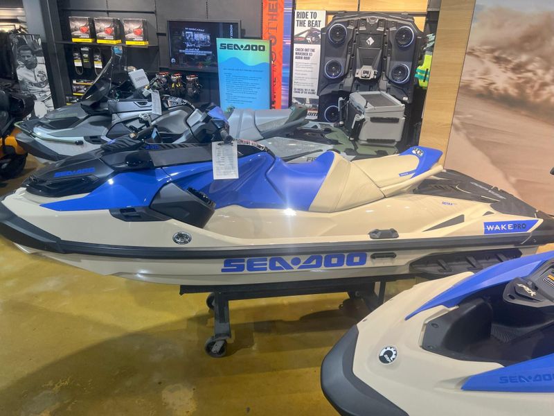 New 2025 Sea-Doo WAKE PRO 230 (SOUND SYSTEM) Image 2