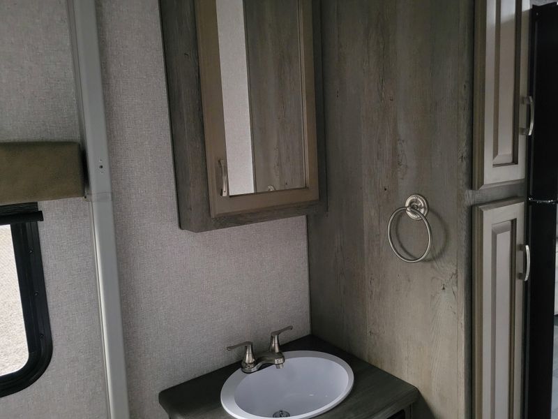 New 2026 NORTHWOOD MFG DESERT FOX 27FS Image 21