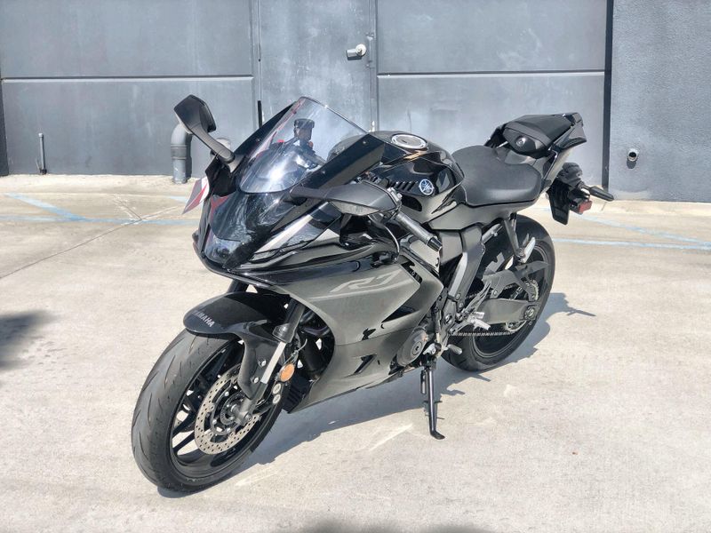 Used 2026 Yamaha YZF-R7 CA Image 13