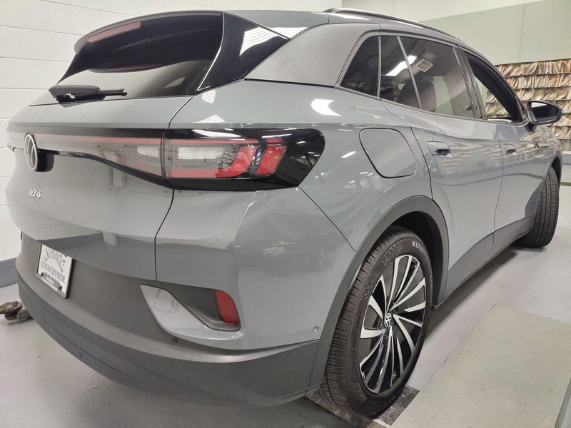 2024 Volkswagen ID.4 S w/Glass RoofImage 13