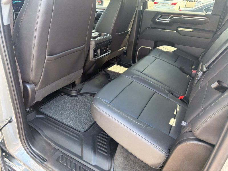Used 2024 Chevrolet Silverado 3500HD LTImage 25