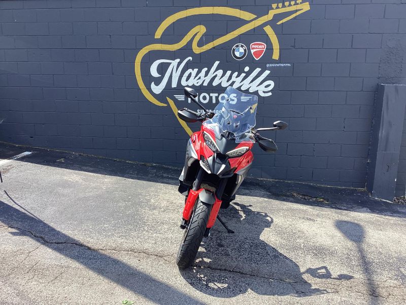 New 2025 Ducati MULTISTRADA V4 