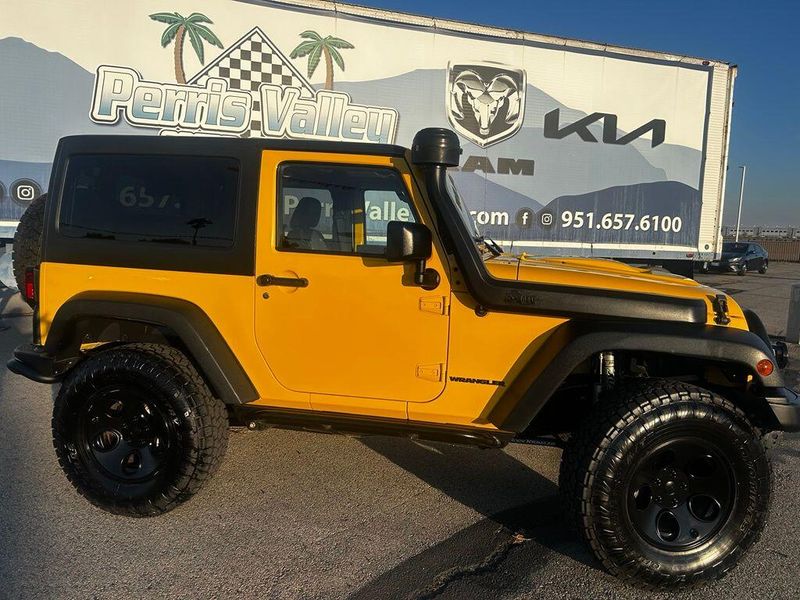 Used 2015 Jeep Wrangler JK RubiconImage 2