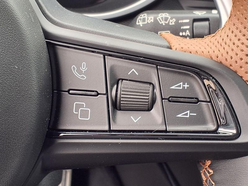 New 2025 Alfa Romeo Stelvio Image 22