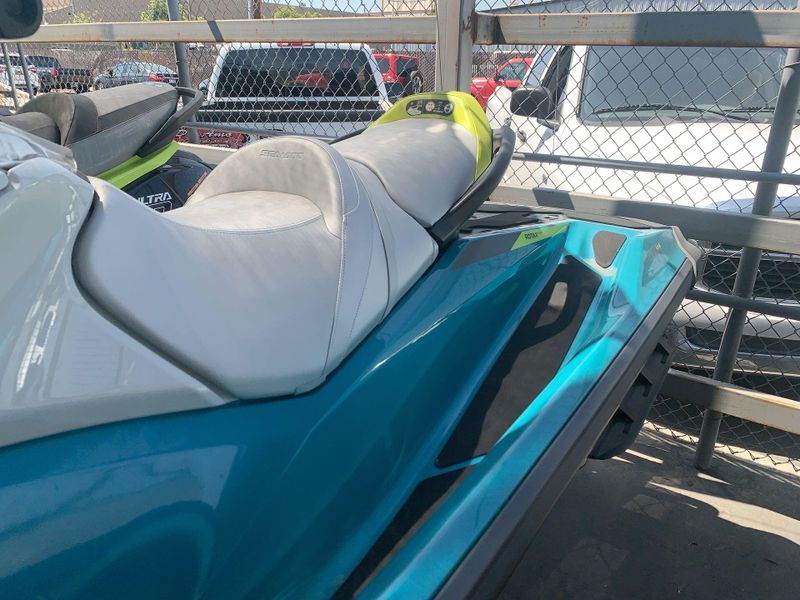 New 2025 Sea-Doo GTI SE 170 (SOUND SYSTEM) Image 3