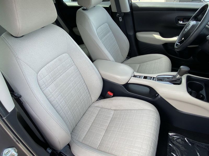 Used 2025 Honda HR-V LXImage 11