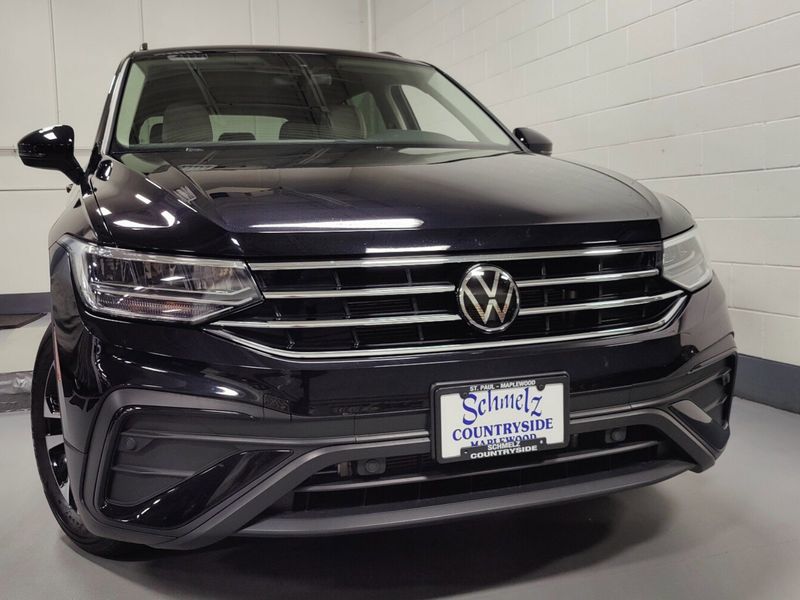 2023 Volkswagen Tiguan SImage 2