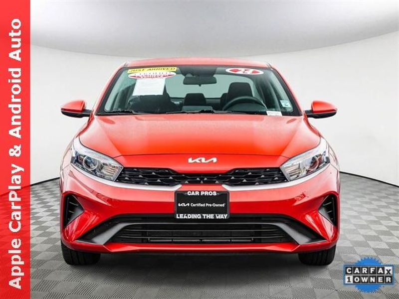 Used 2024 Kia Forte LXSImage 3