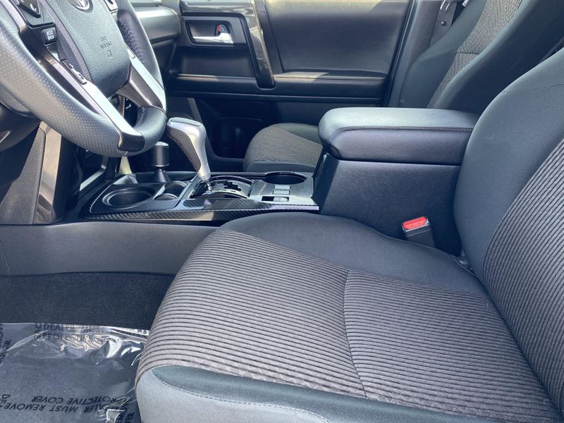 2024 Toyota 4Runner TRD Off-RoadImage 18