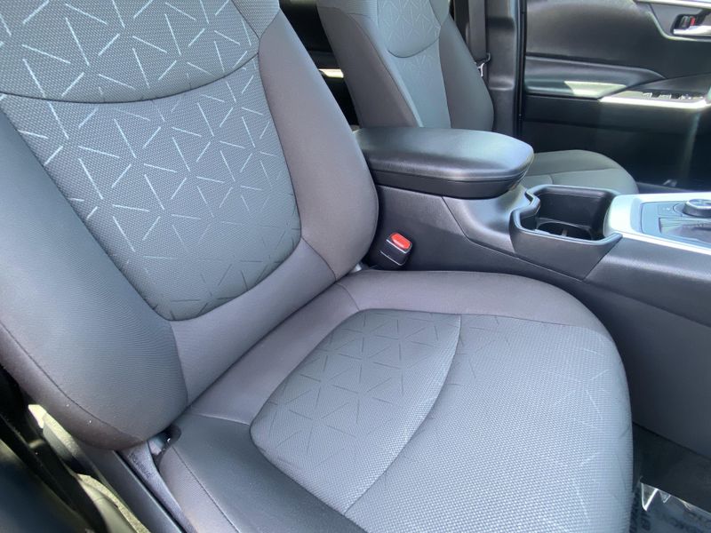 2024 Toyota RAV4 XLEImage 13
