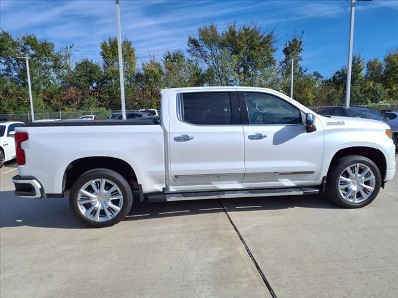 2022 Chevrolet Silverado 1500 High CountryImage 7