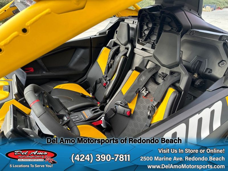 2024 Can-Am 7ARC  in a CARBON BLACK & NEO YELLOW exterior color. Del Amo Motorsports of Redondo Beach (424) 304-1660 delamomotorsports.com 