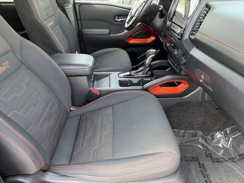 Used 2022 Nissan Frontier PRO-XImage 14