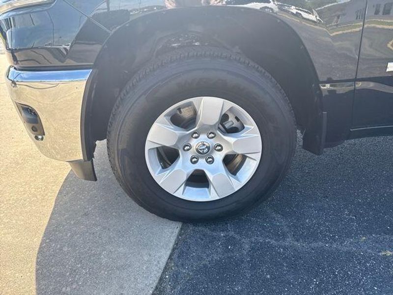 2025 RAM 1500 Tradesman Crew Cab 4x4 5'7' Box