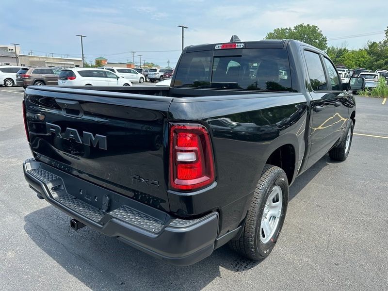 2025 RAM 1500 Tradesman Crew Cab 4x4 5