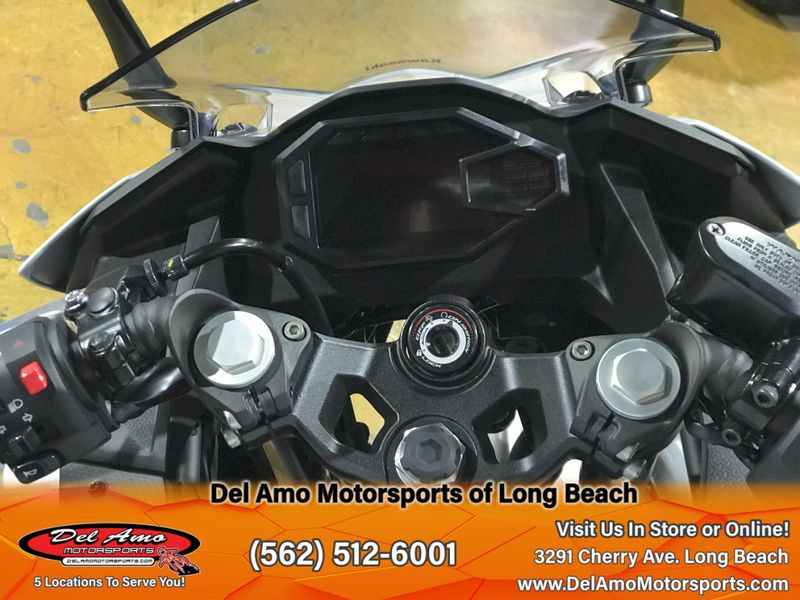 2025 Kawasaki NINJA 500 ABS Image 7