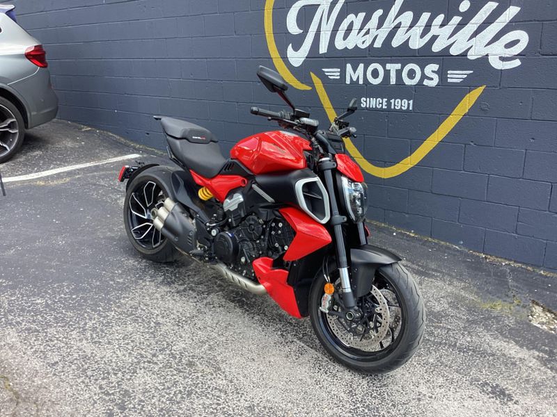 2023 Ducati Diavel V4 