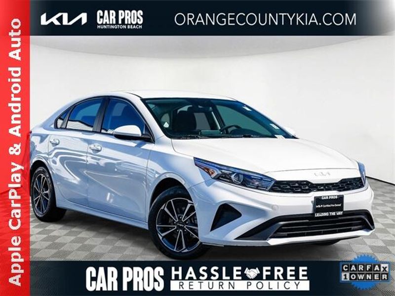 Used 2023 Kia Forte LXSImage 1