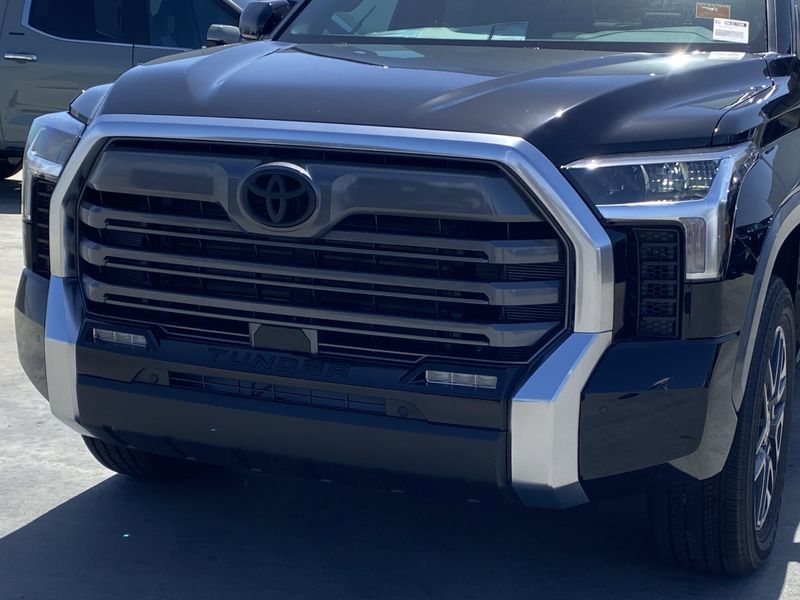 2025 Toyota Tundra LimitedImage 7