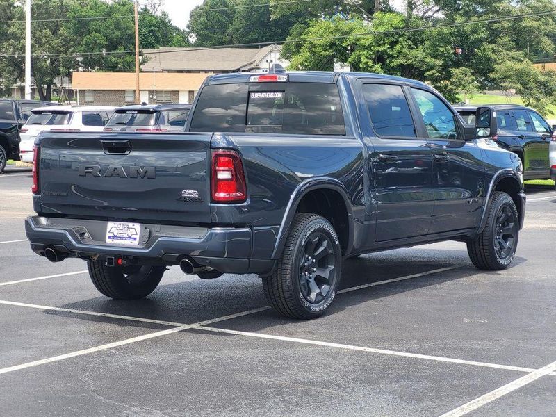 2025 RAM 1500 Big Horn Crew Cab 4x4 5