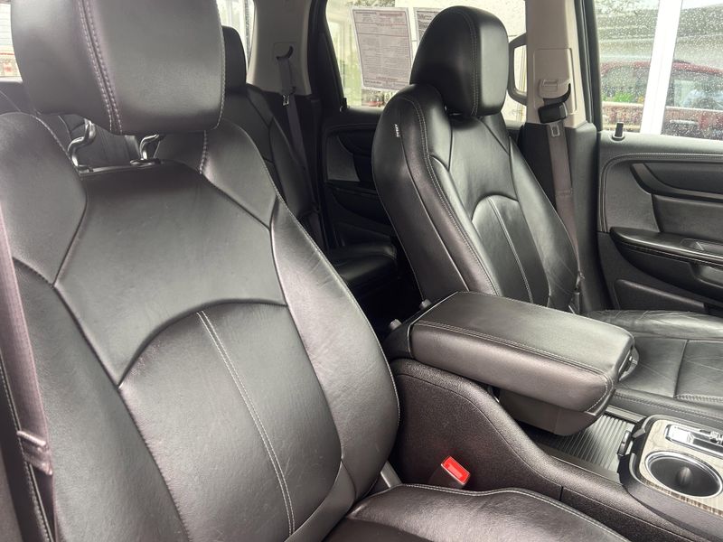 2015 GMC Acadia SLTImage 18
