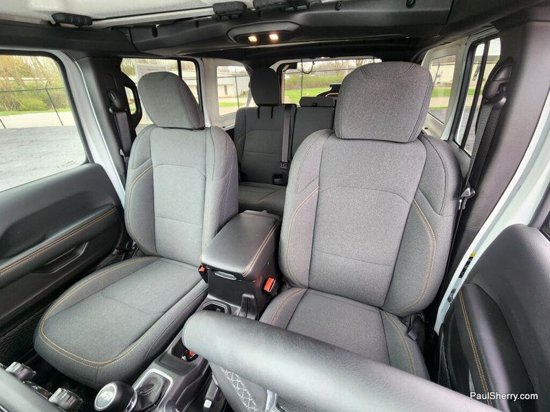 Used 2025 Jeep Wrangler 4xE Sahara