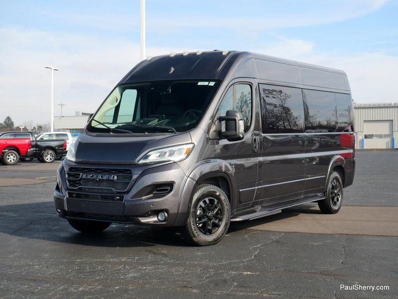 New 2024 RAM Promaster 2500 Slt+ Window Van High Roof 159' Wb