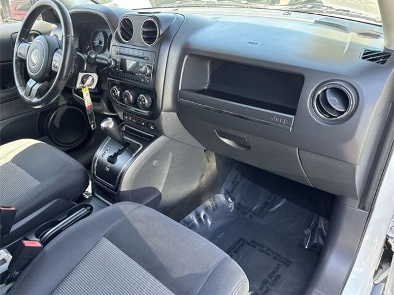 Used 2016 Jeep Patriot LatitudeImage 13