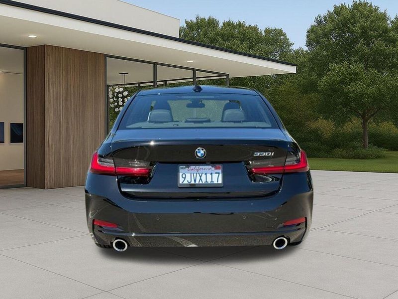 Used 2024 BMW 3 Series 330iImage 10