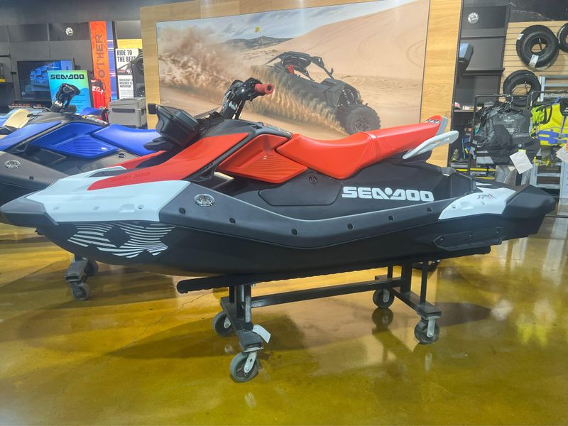 New 2025 Sea-Doo SPARK FOR 3 90 TRIXX Image 1