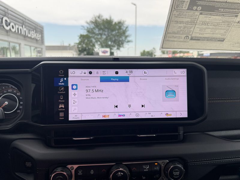 New 2025 Jeep Gladiator MojaveImage 19