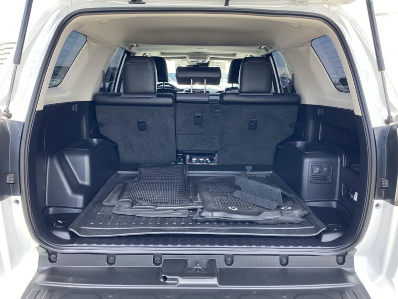 2023 Toyota 4Runner SR5 PremiumImage 15