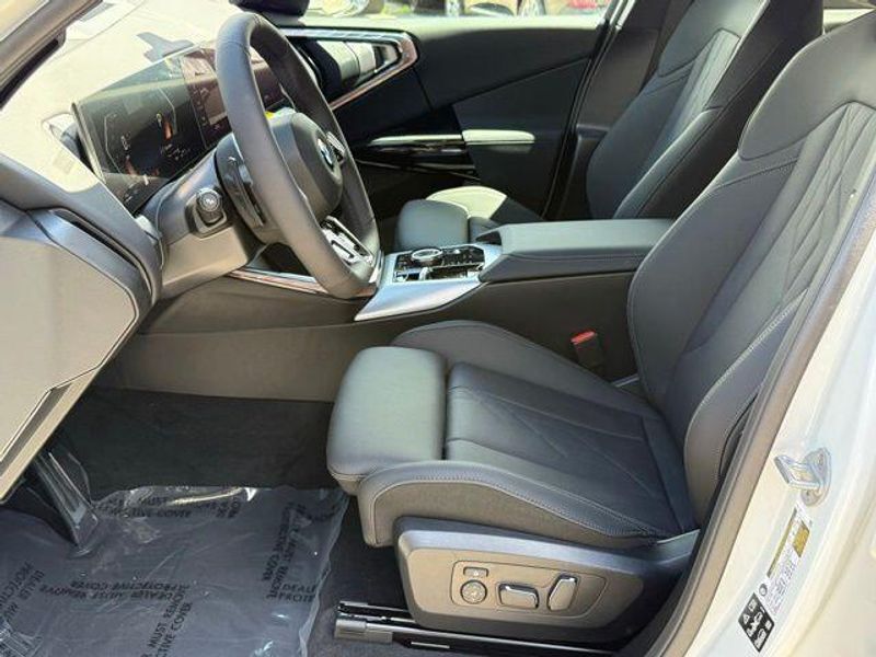 New 2026 BMW X3 30 xDriveImage 17