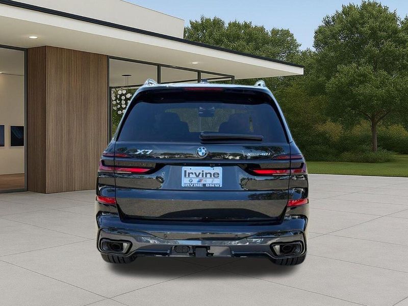 New 2026 BMW X7 xDrive40iImage 10
