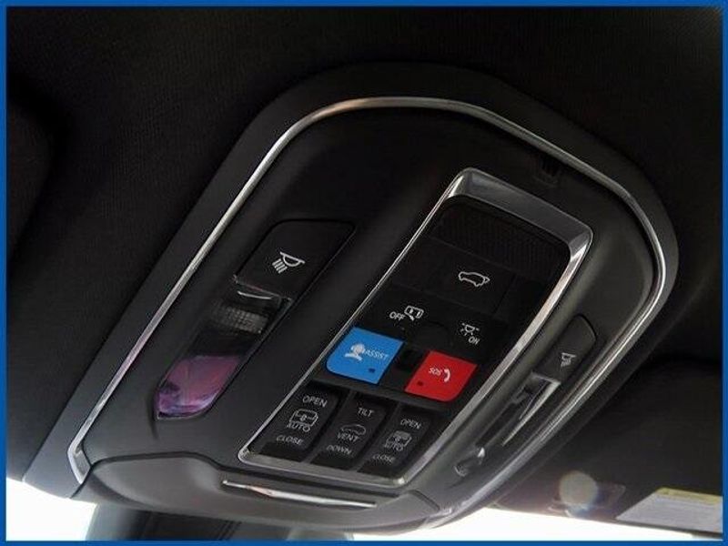 New 2025 Jeep Grand Cherokee LimitedImage 19