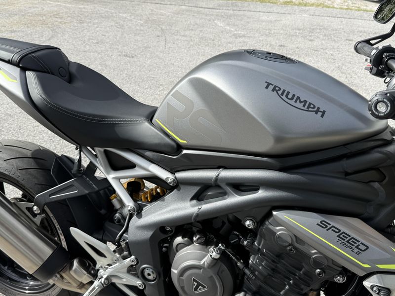 2022 Triumph Speed Triple 1200 RS