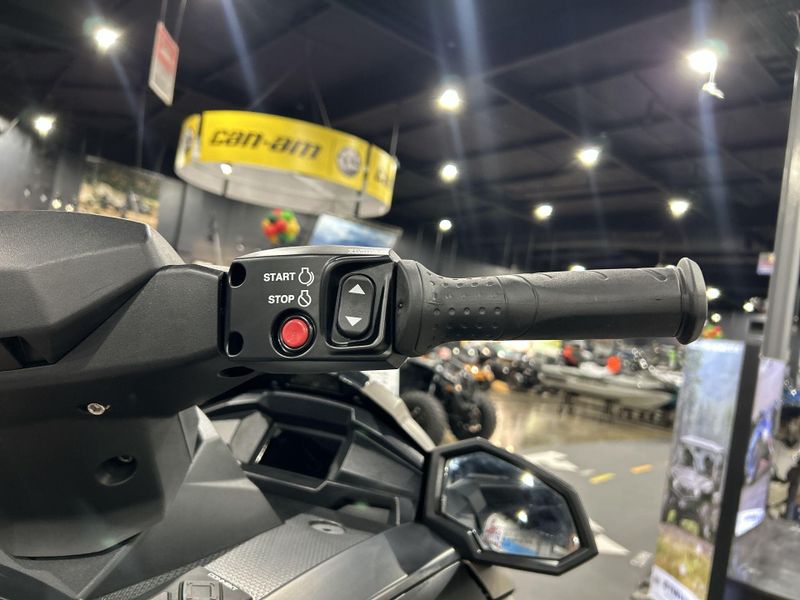 2023 Yamaha VX CRUISER  in a CARBON/TITAN exterior color. Del Amo Motorsports of Redondo Beach (424) 390-7811 delamomotorsports.com 