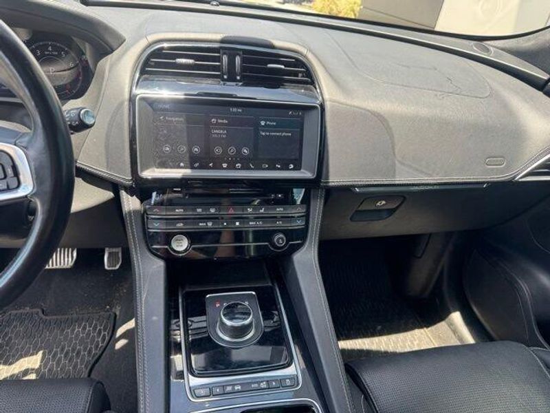 2019 Jaguar F-PACE S